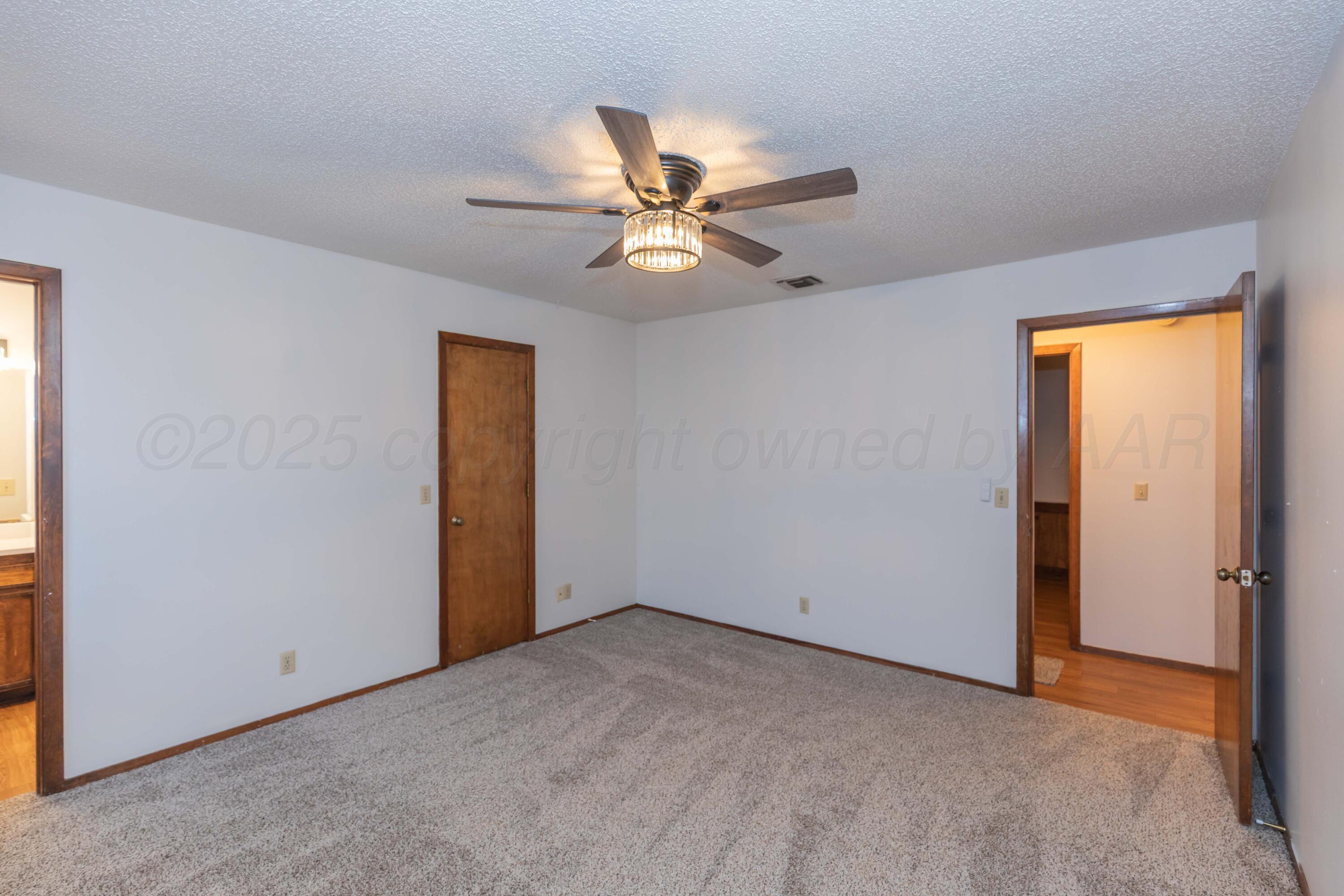 5312 Hillside Road Amarillo, TX 79109 - Photo 25 of 43 PRIMARY VIEW 4