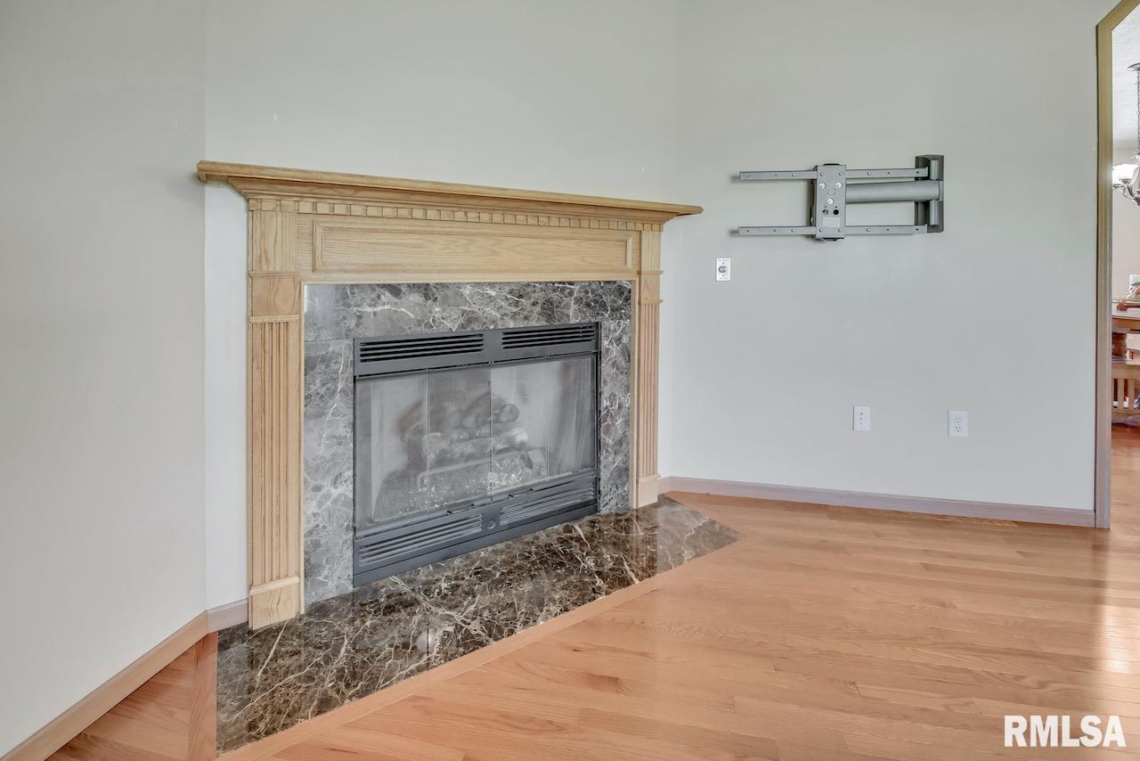 21221 North Hampton Road Chillicothe, IL 61523 - Photo 5 of 33 Gallery Image 5