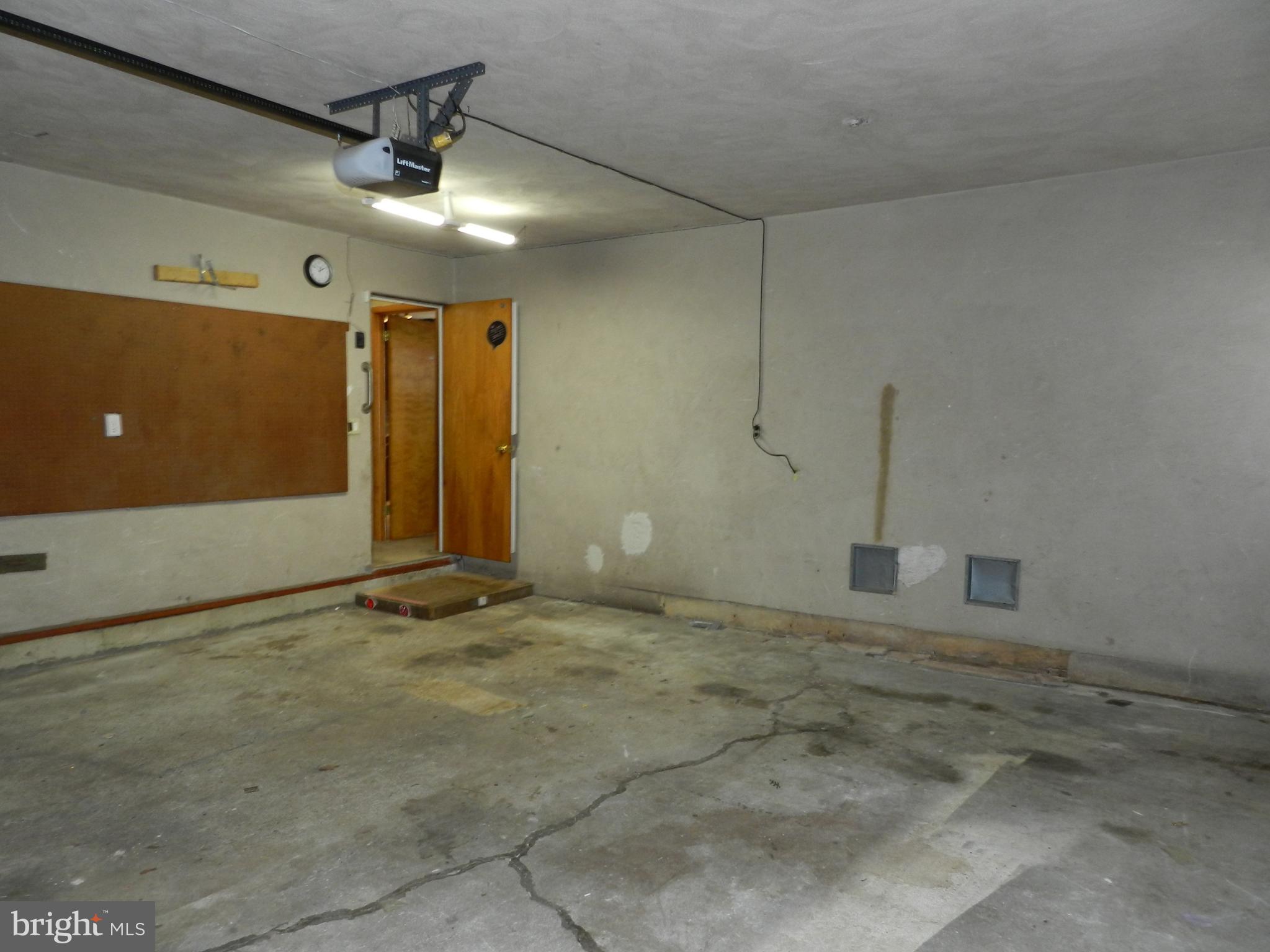 1055 Pine Tree Drive Slatington, PA 18080 - Photo 31 of 39