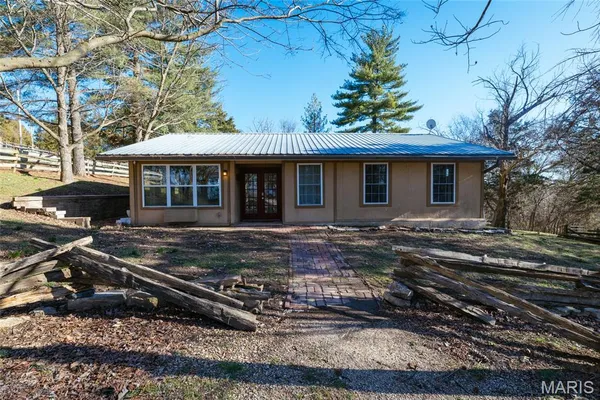 $400,000 | 2104 Grand Army Road, Labadie, MO 63055