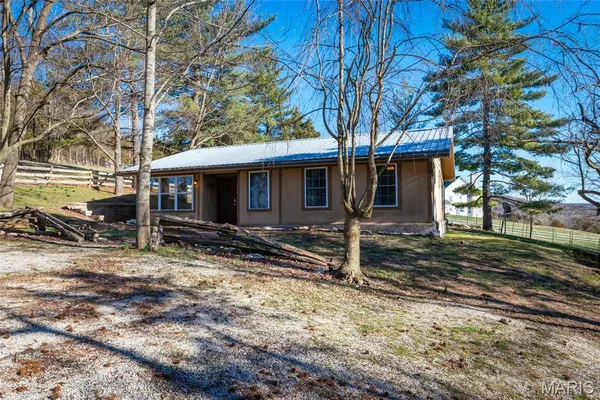 $400,000 | 2104 Grand Army Road, Labadie, MO 63055