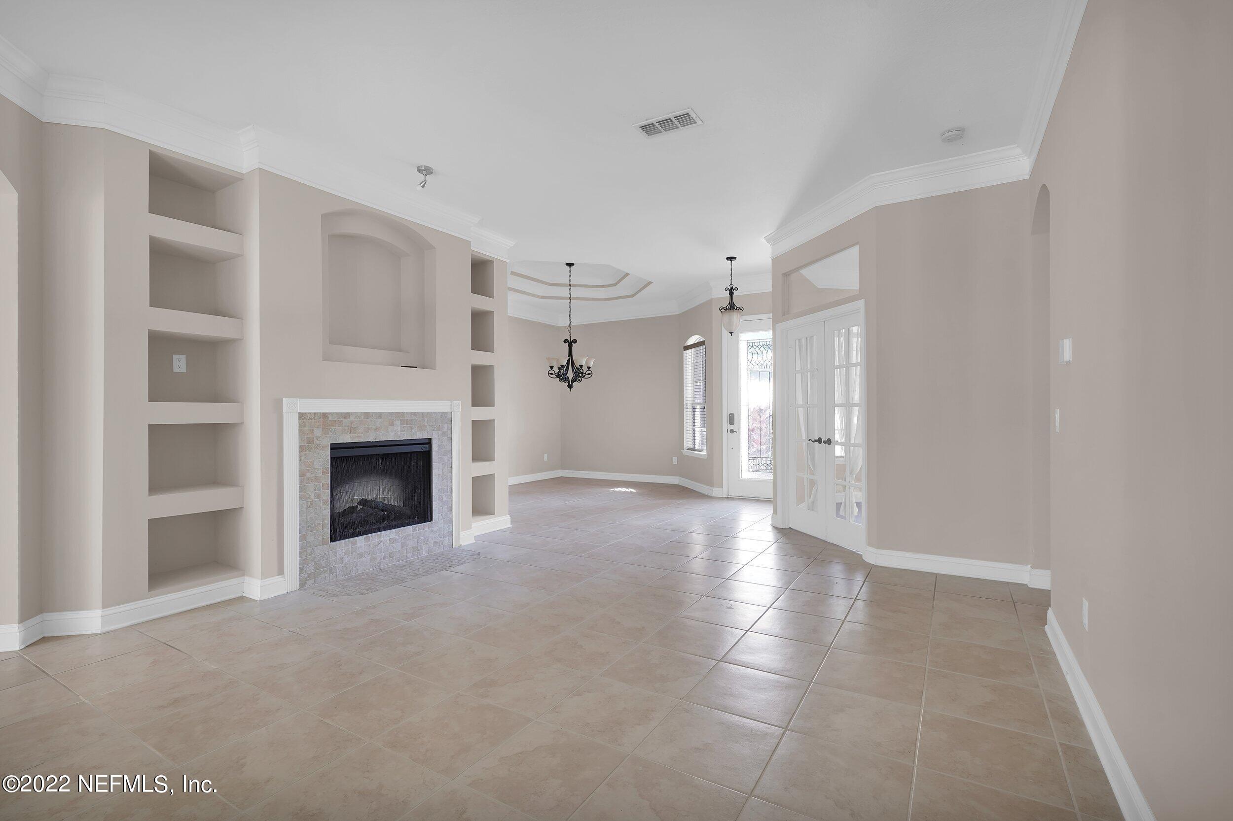 805 Reston Court Jacksonville, FL 32259 - Photo 12 of 44 Large family room