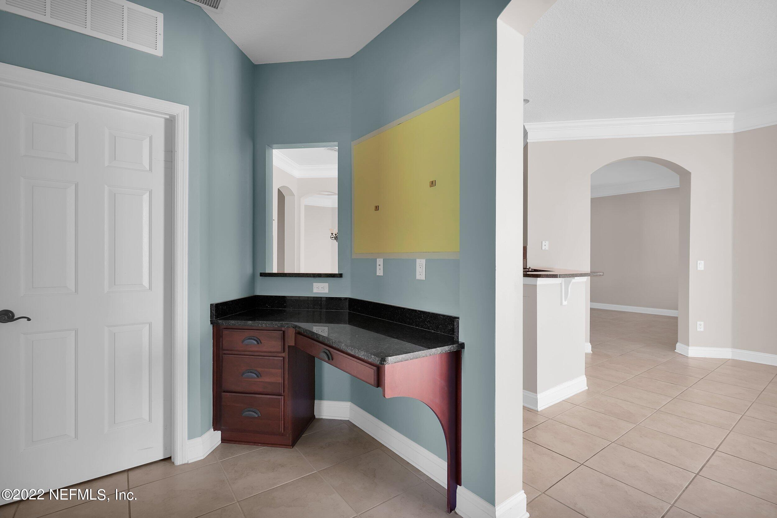 805 Reston Court Jacksonville, FL 32259 - Photo 36 of 44 Built in desk