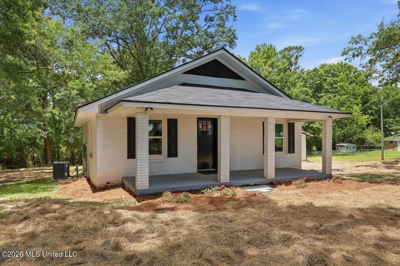 175 Walter Jones Road Magee, MS 39111 - Photo 1 of 27 01-175 Walter Jones Rd _ Hometoursms.com