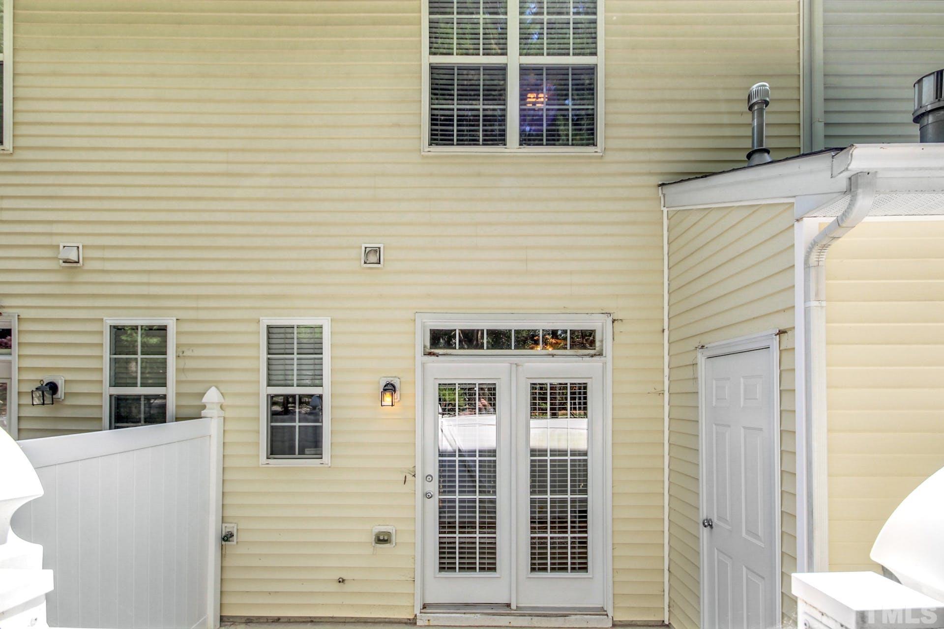 8325 Martello Lane Raleigh, NC 27613 - Photo 10 of 11 Gallery Image 10