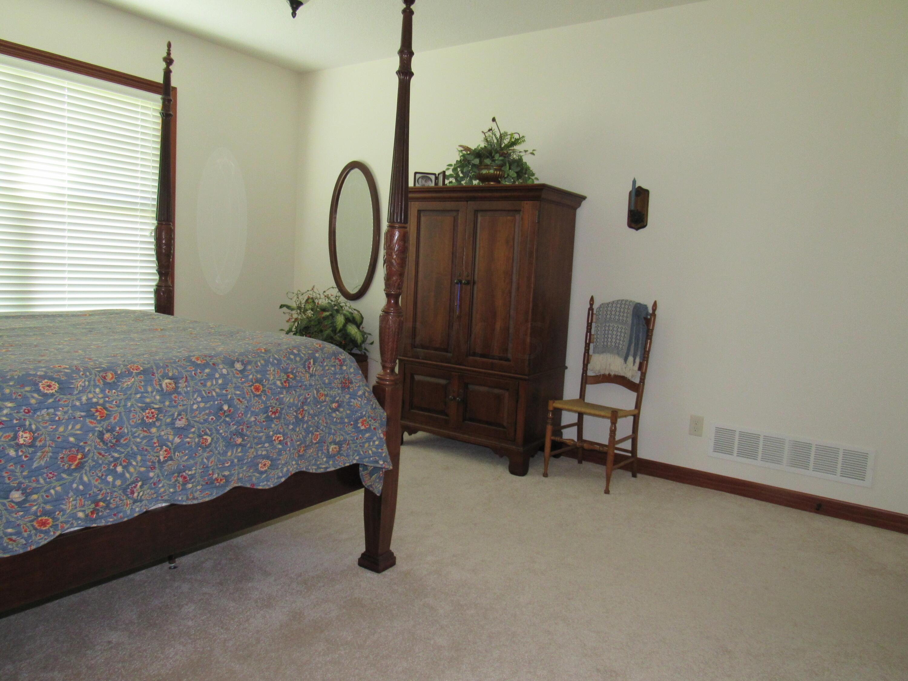 1624 South Galena Road Galena, OH 43021 - Photo 28 of 55 R1 (28)