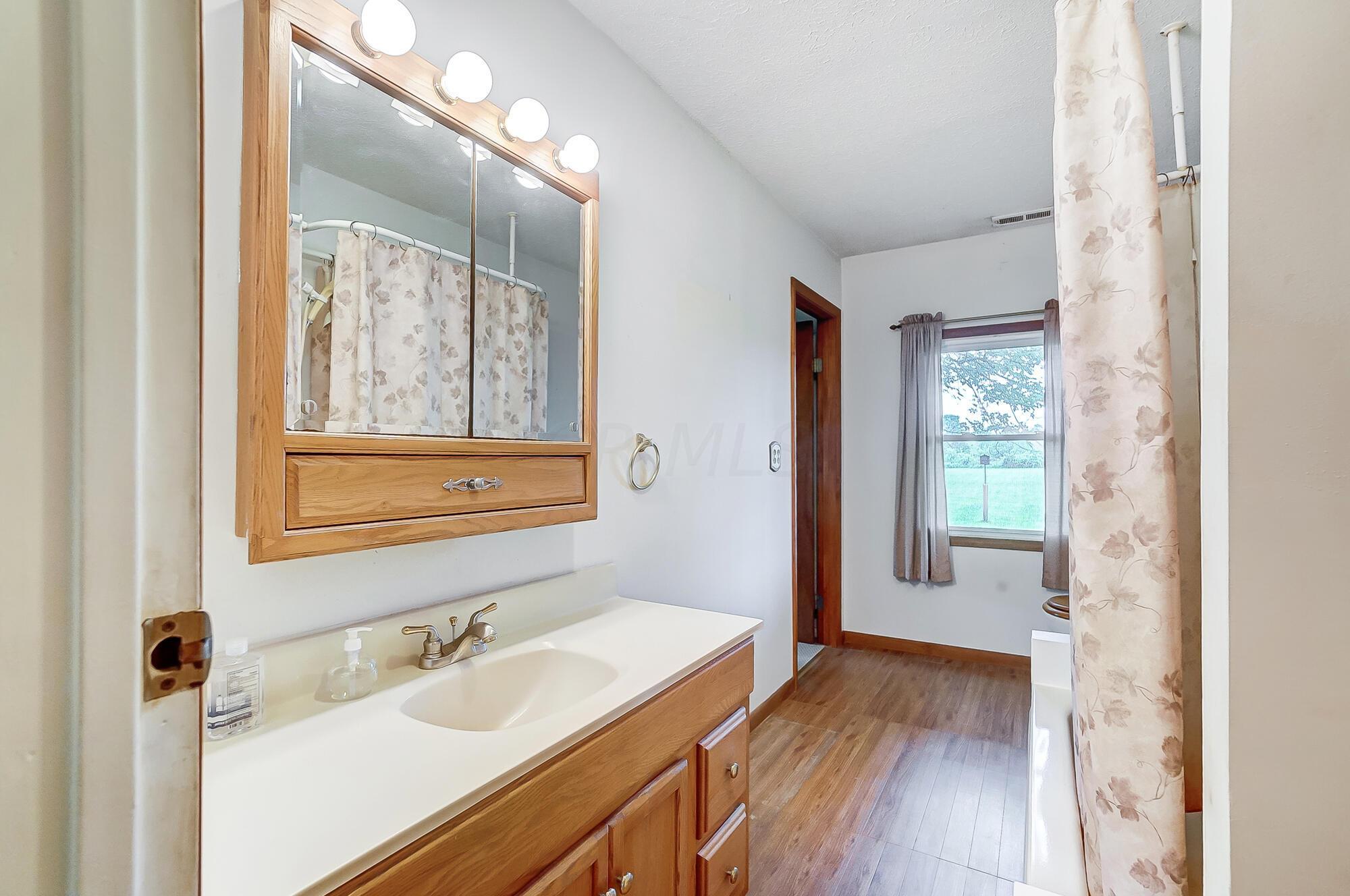 9343 McCord Road Orient, OH 43146 - Photo 21 of 47 023