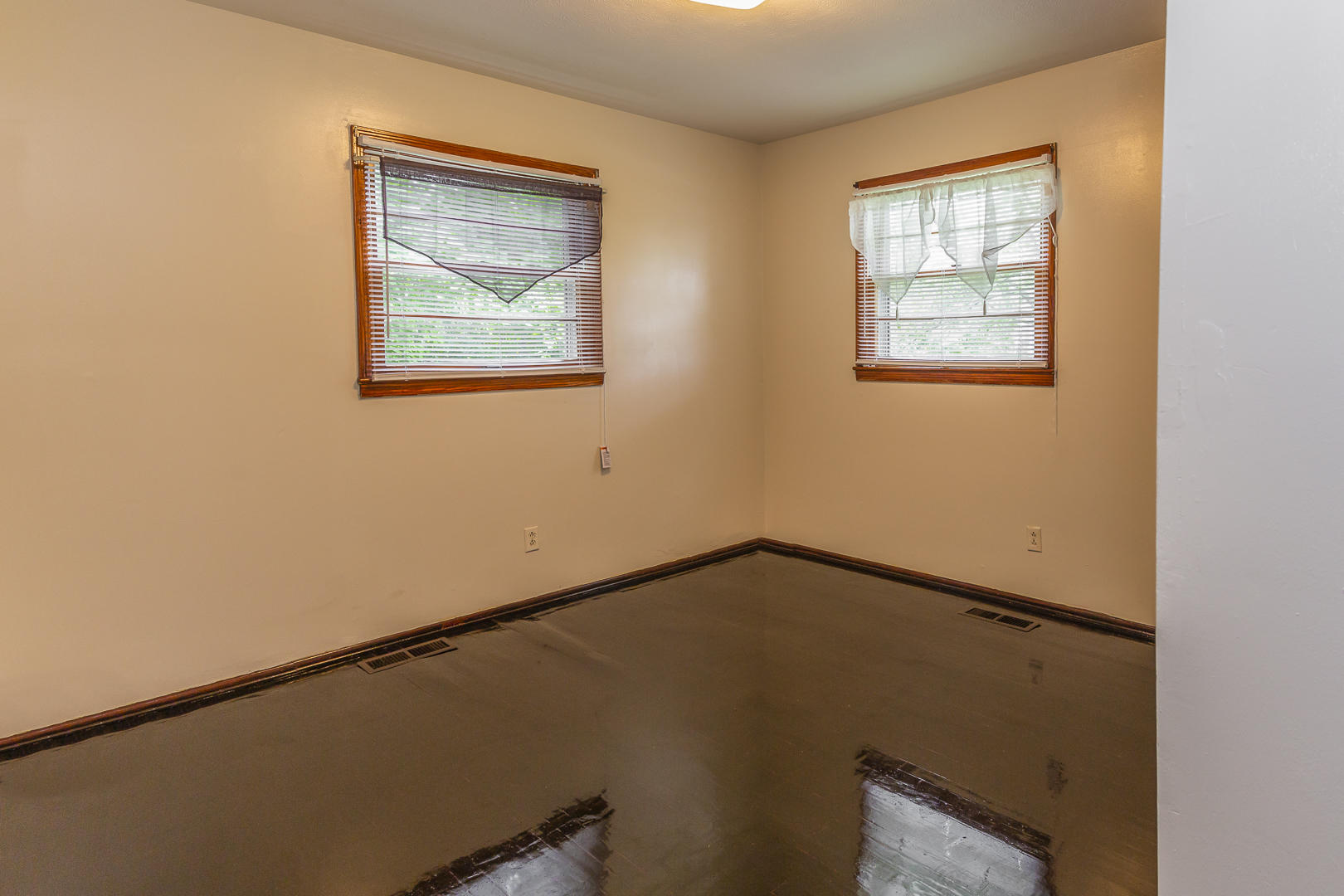 129 Houston Avenue Oak Ridge, TN 37830 - Photo 9 of 13 5D3_1811-Edit