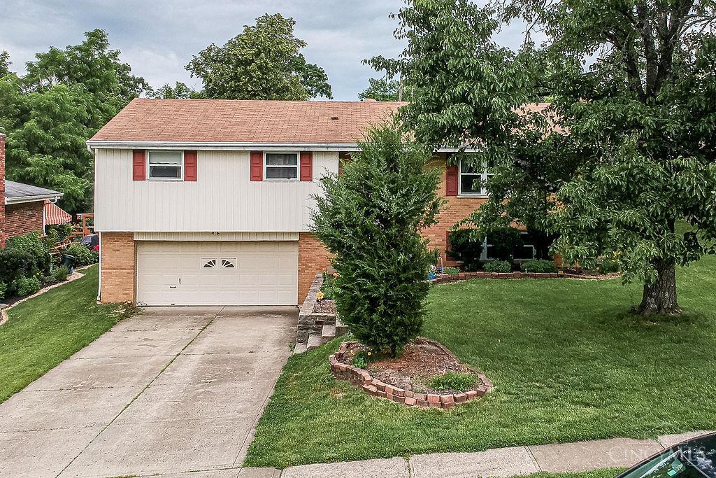 3762 Ridgedale Drive Cincinnati, OH 45247 - Photo 3 of 31