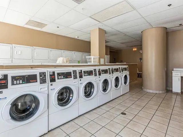 $2,250 | 111 West Maple Street, Unit 1208, Chicago, IL 60610