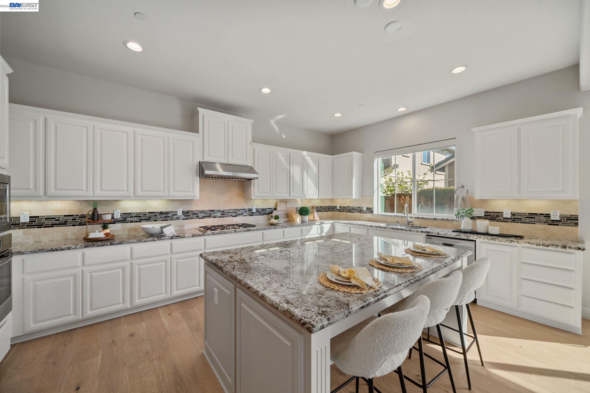 33454 Bronco Loop Fremont, CA 94555 - Photo 17 of 66