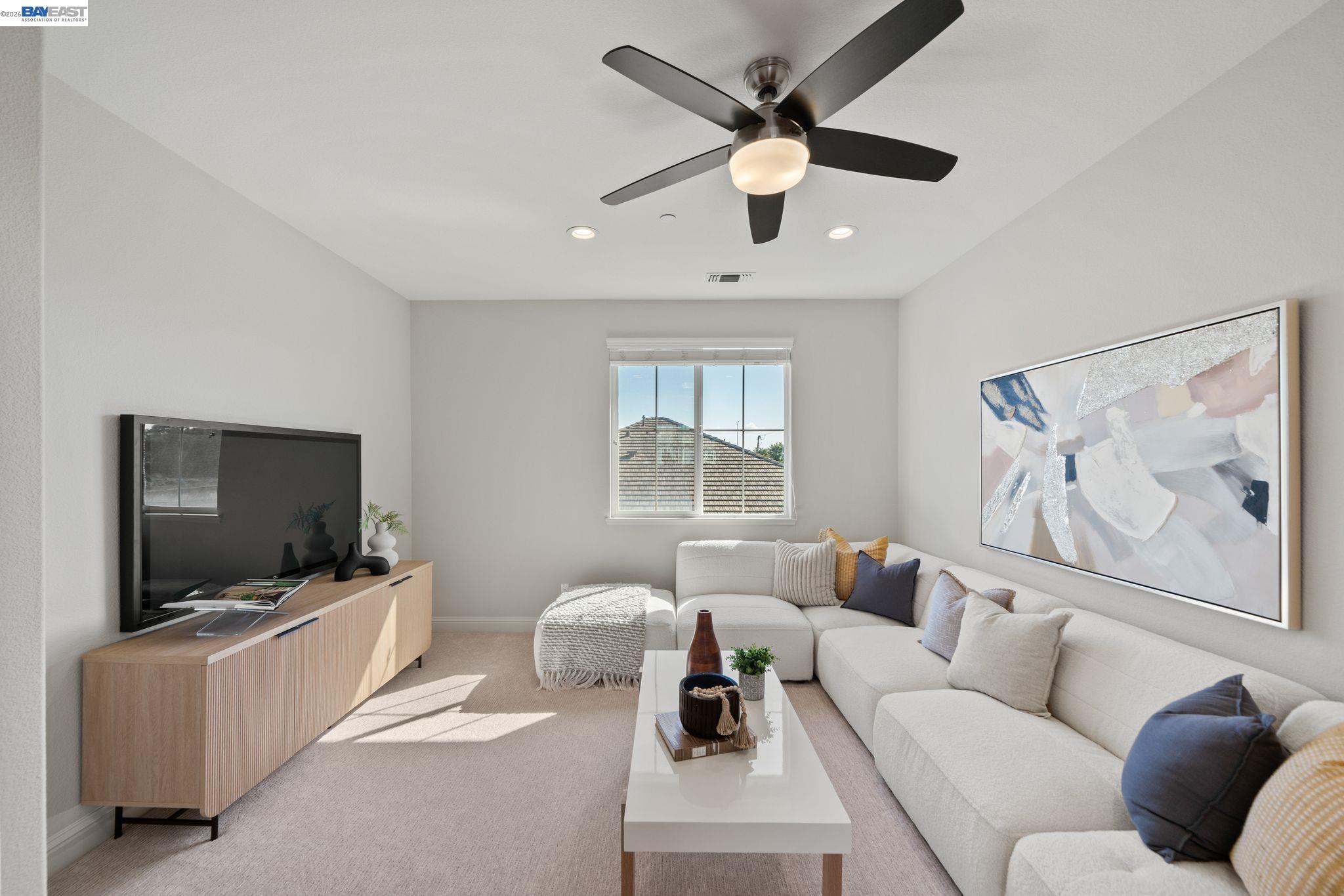 33454 Bronco Loop Fremont, CA 94555 - Photo 26 of 66