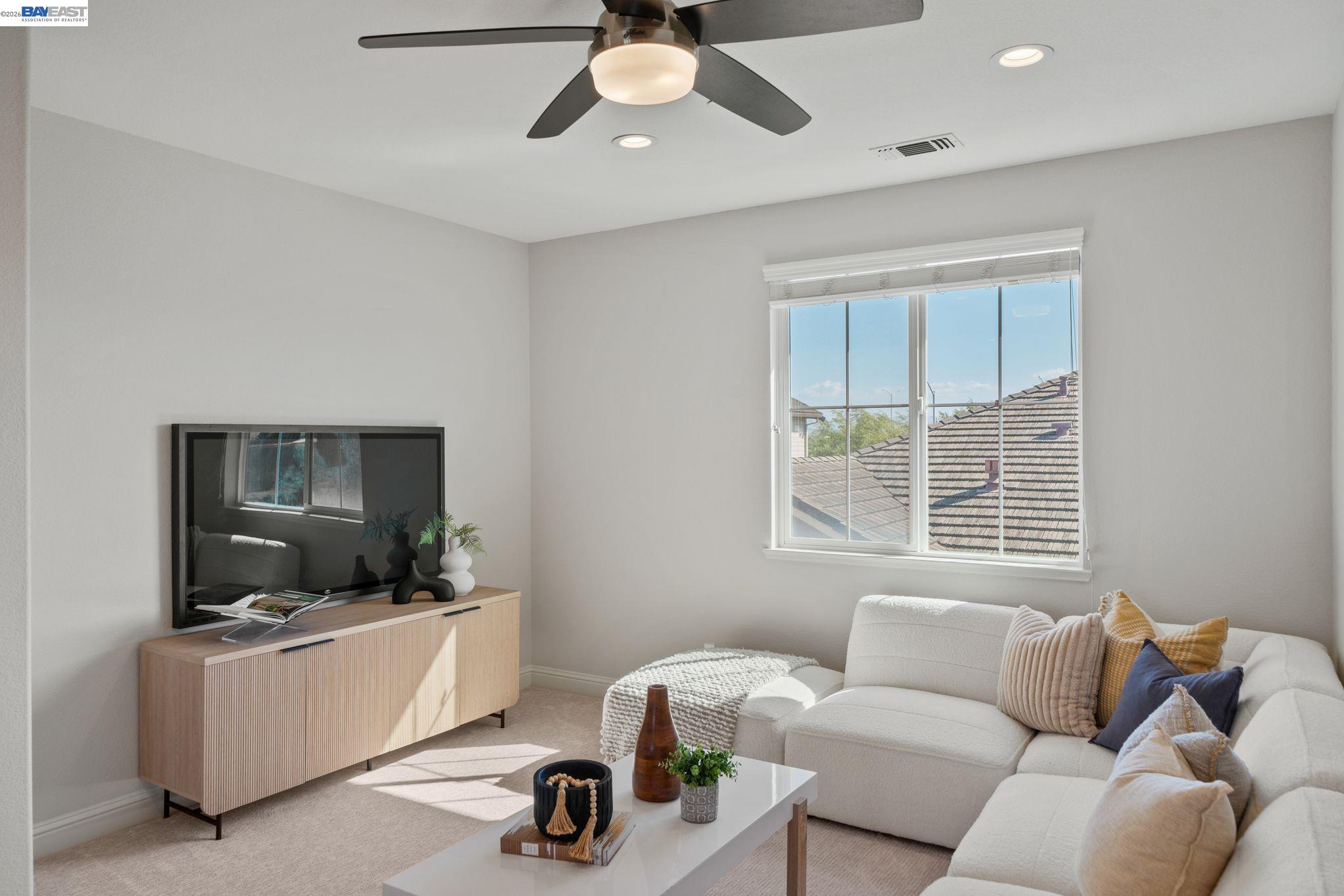 33454 Bronco Loop Fremont, CA 94555 - Photo 29 of 66