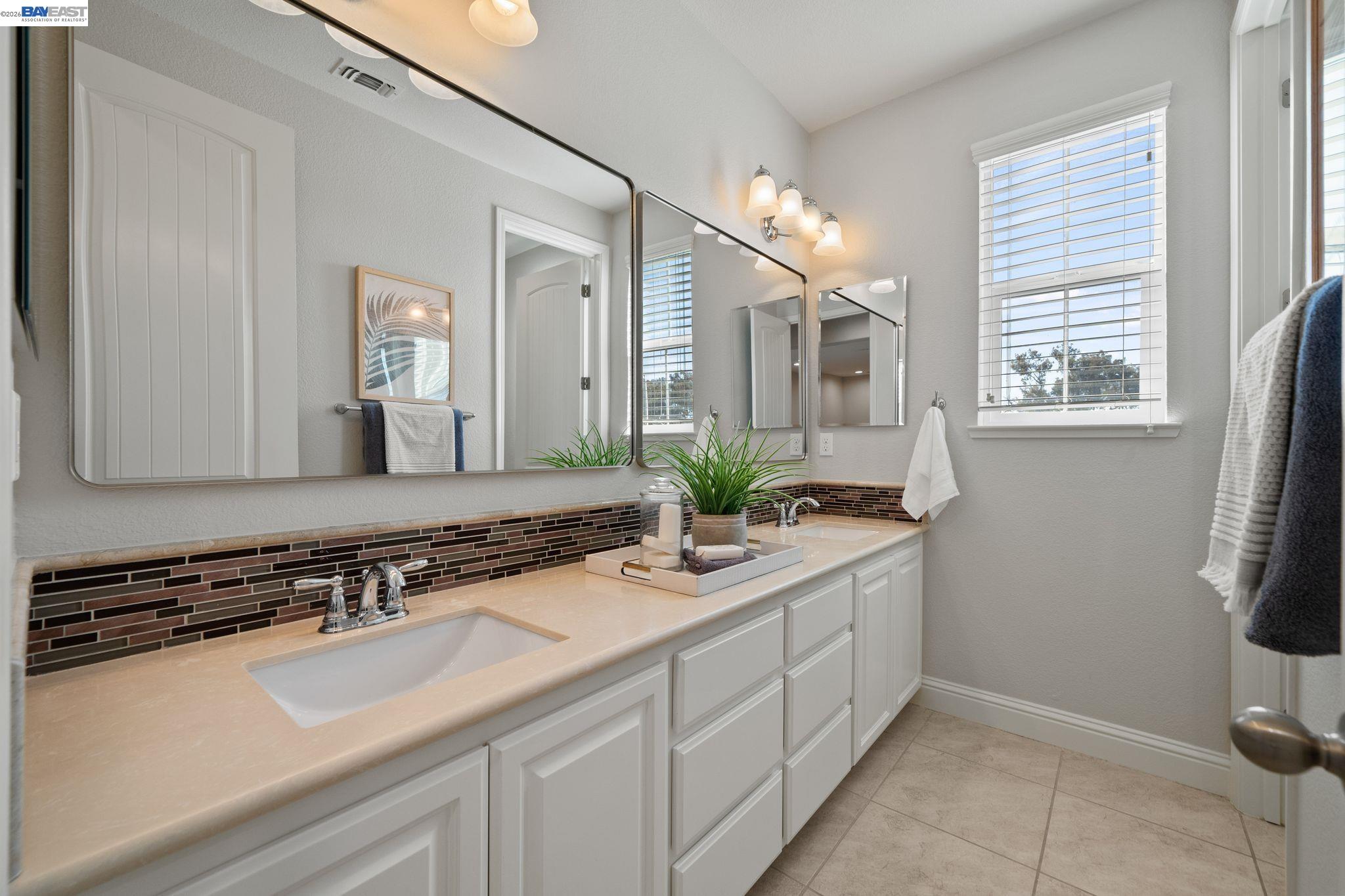 33454 Bronco Loop Fremont, CA 94555 - Photo 40 of 66