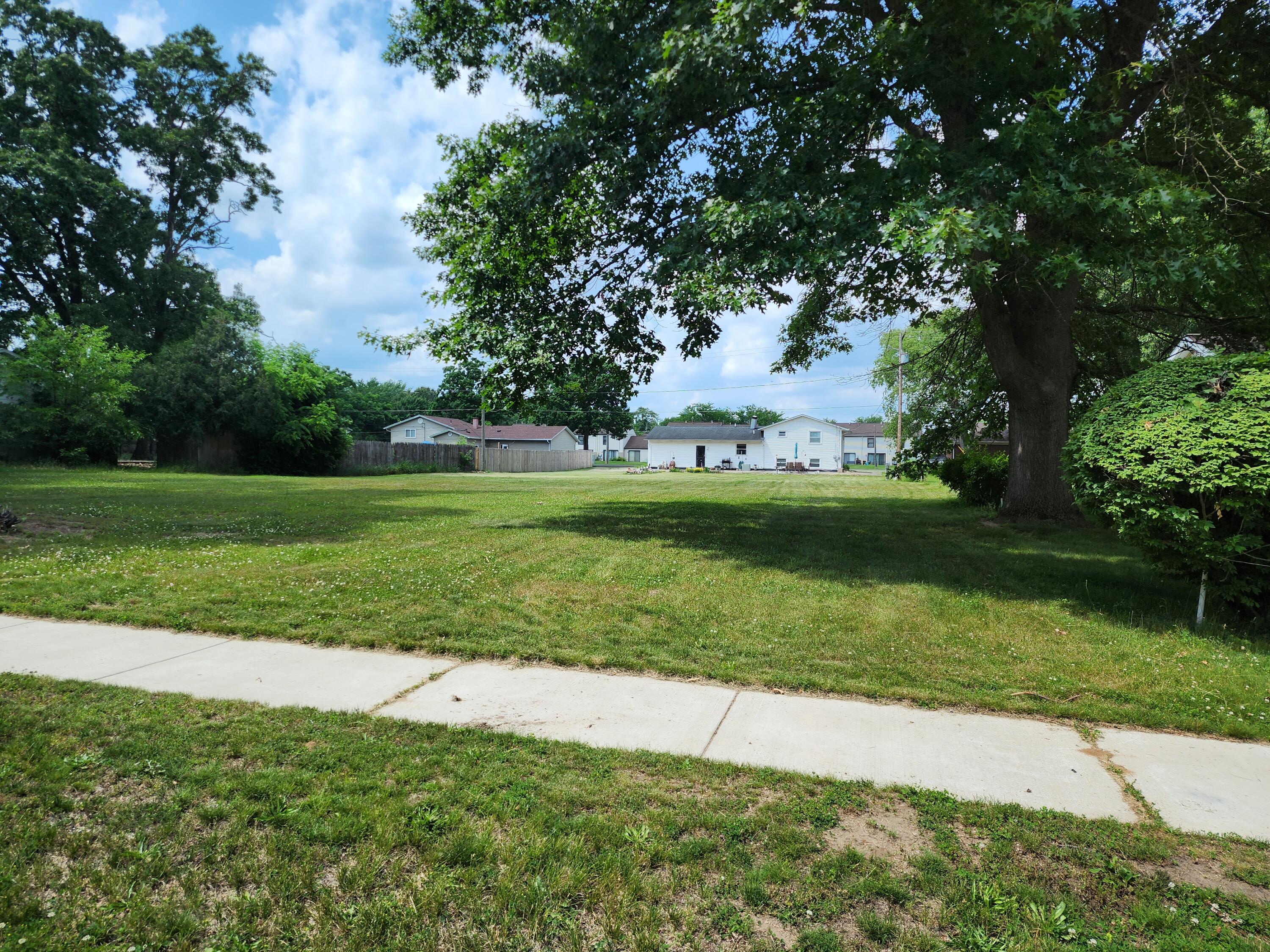 Three Clausen Avenue Three Rivers, MI 49093 - Photo 1 of 3 Clausen lot pic 2