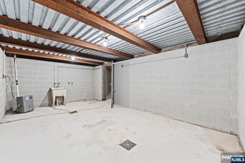 18 Farmingdale Avenue Bloomfield, NJ 07003 - Photo 31 of 50 a view of a roof deck