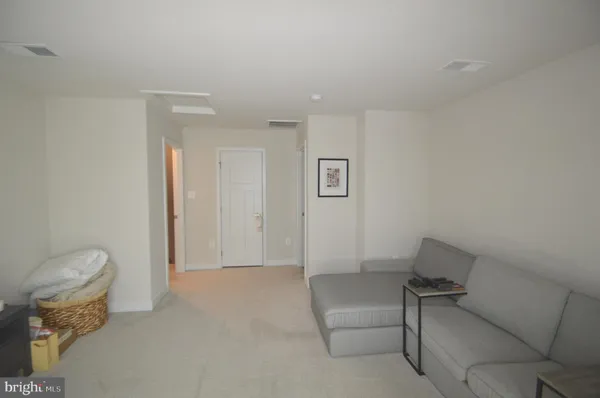 $3,250 | 13943 Airfoil Road, Herndon, VA 20171