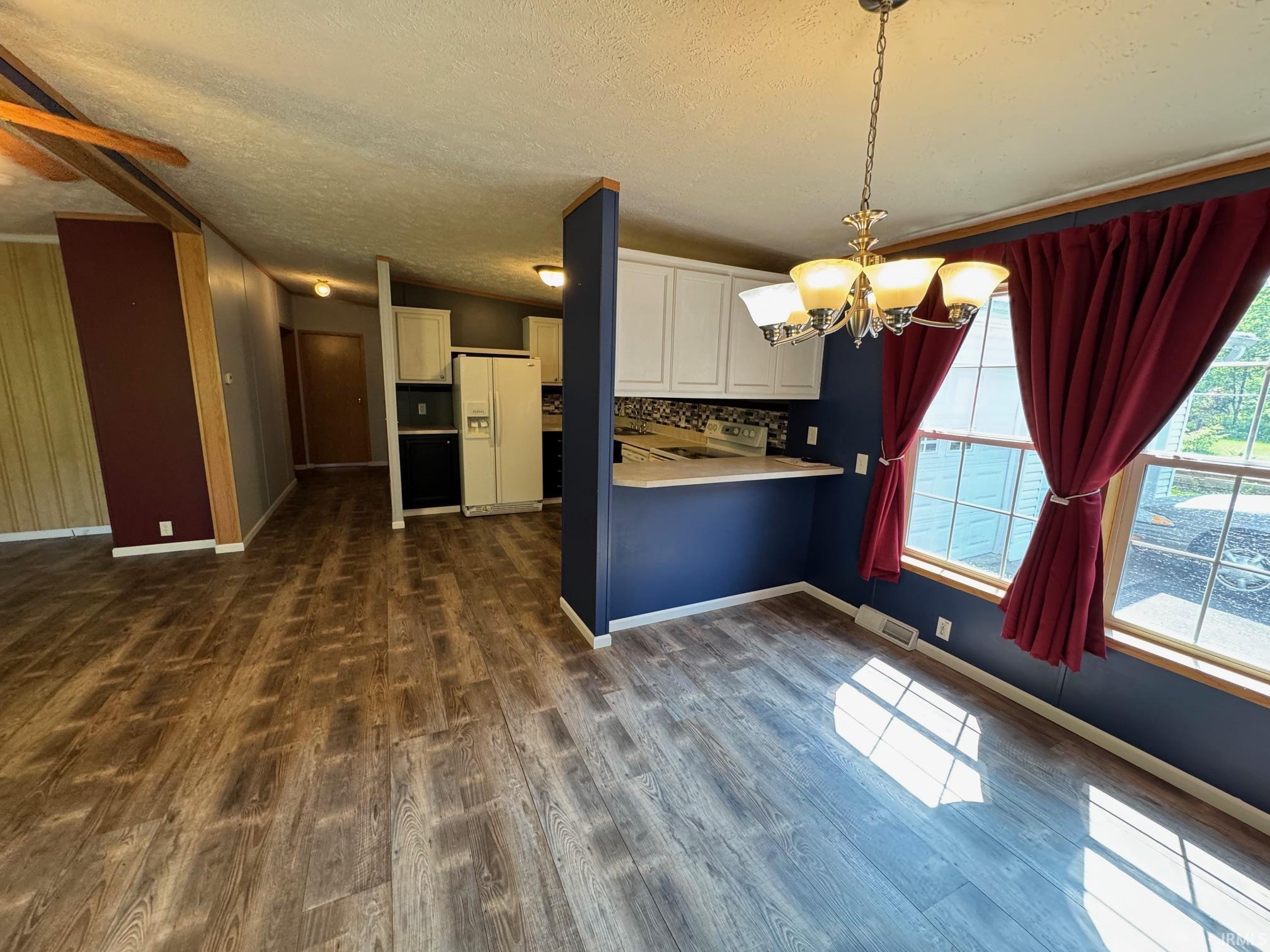 4757 East 150 South Rochester, IN 46975 - Photo 3 of 13
