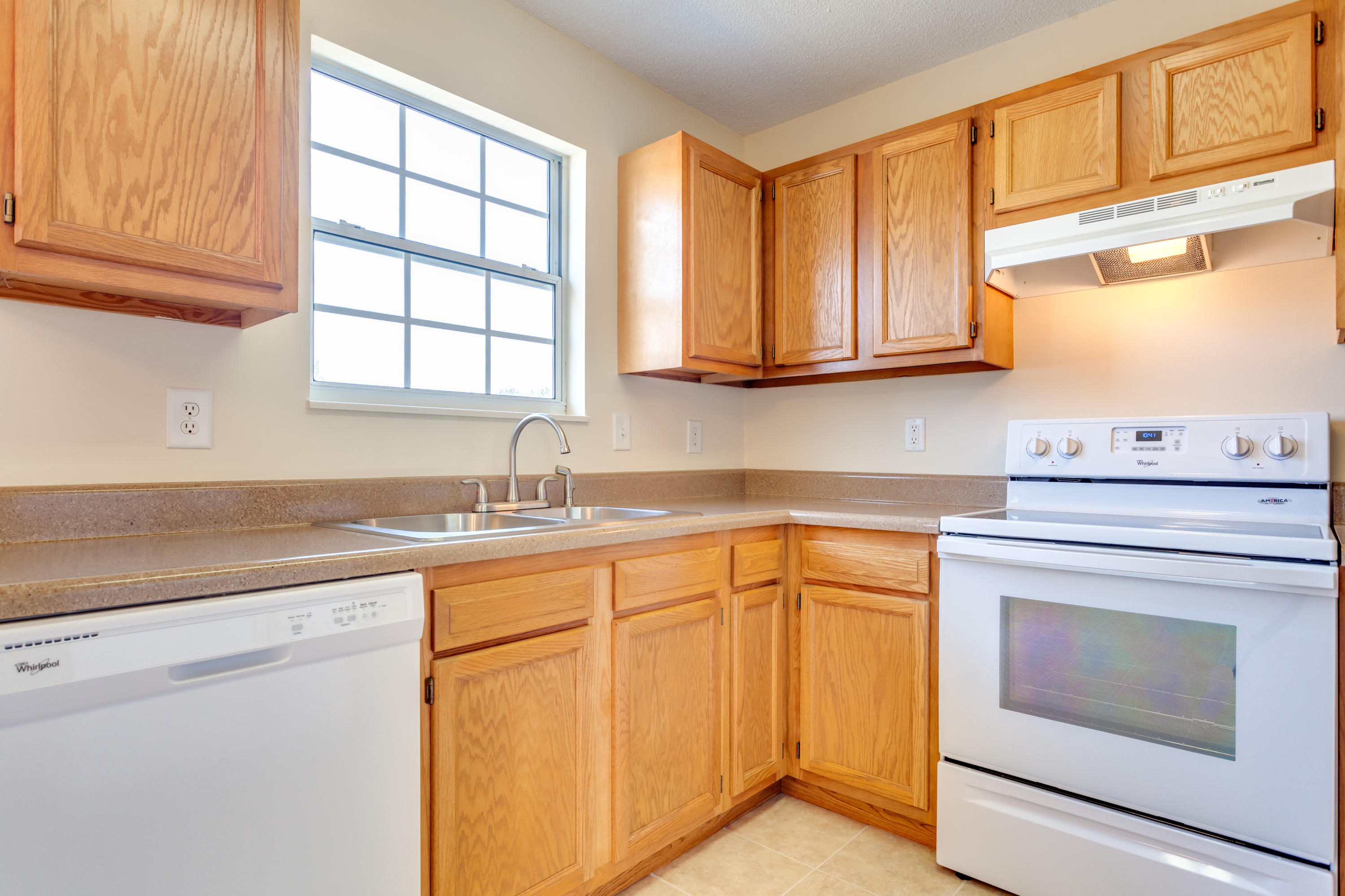 7525 Gary White Road Corryton, TN 37721 - Photo 11 of 28 Kitchen 4