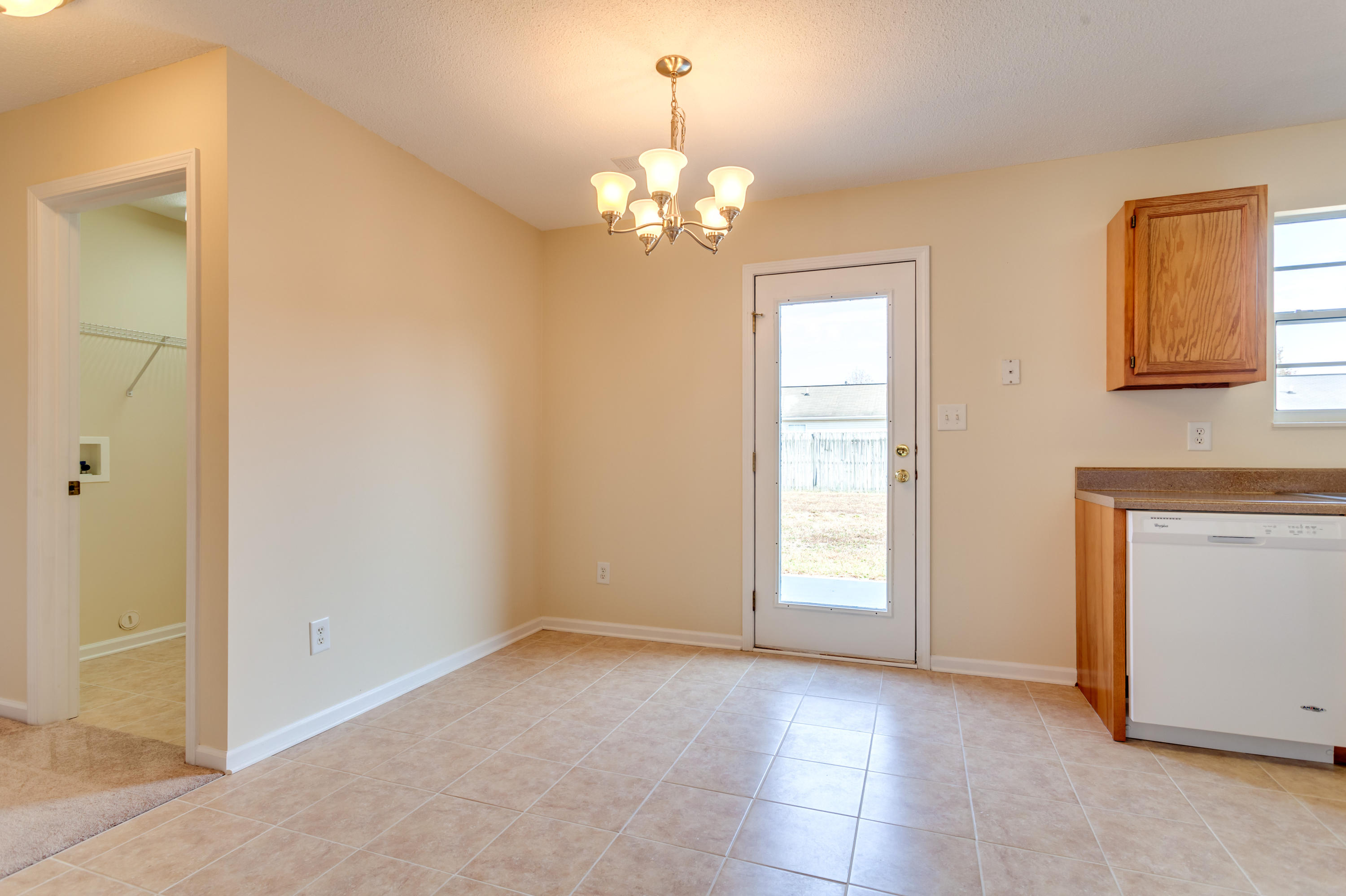 7525 Gary White Road Corryton, TN 37721 - Photo 12 of 28 Kitchen 5