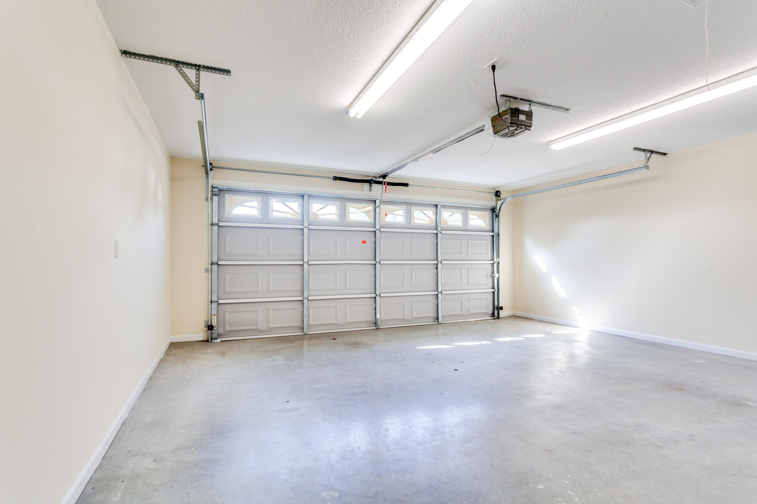 7525 Gary White Road Corryton, TN 37721 - Photo 24 of 28 Two Car Garage