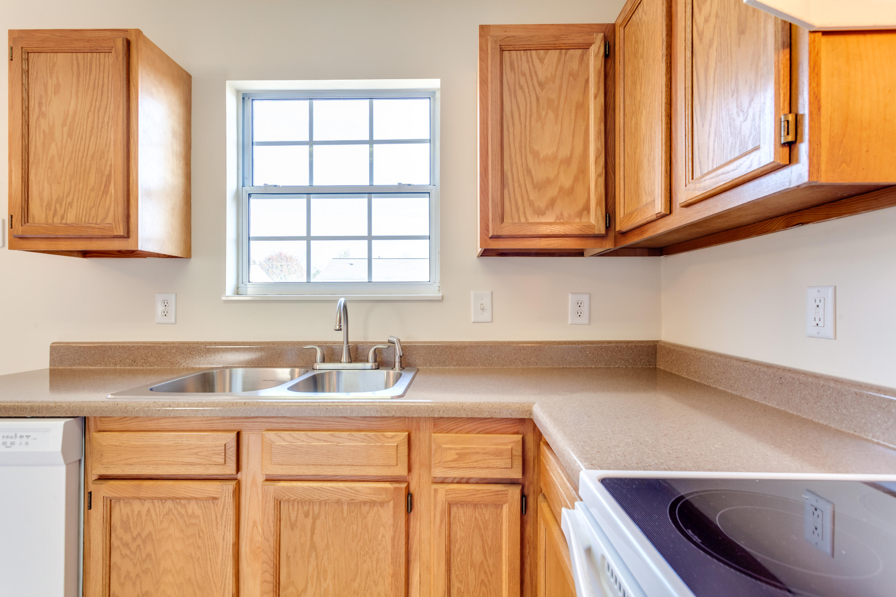 7525 Gary White Road Corryton, TN 37721 - Photo 10 of 28 Kitchen 3