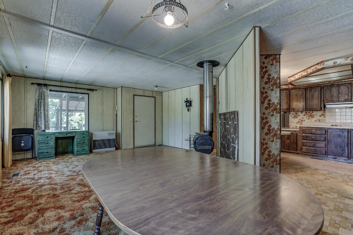 835 Dewitt Park Road Yreka, CA 96097 - Photo 5 of 24 Gallery Image 5
