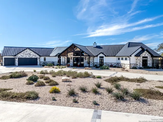 $4,750,000 | 2021 Farm To Market Road 3240, Bandera, TX 78003