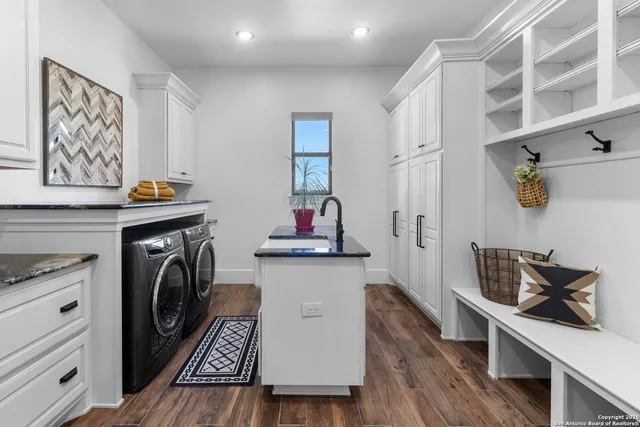 $4,750,000 | 2021 Farm To Market Road 3240, Bandera, TX 78003