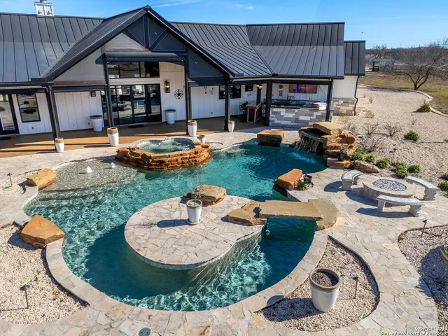 $4,750,000 | 2021 Farm To Market Road 3240, Bandera, TX 78003