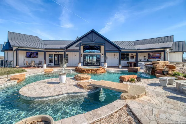 $4,750,000 | 2021 Farm To Market Road 3240, Bandera, TX 78003