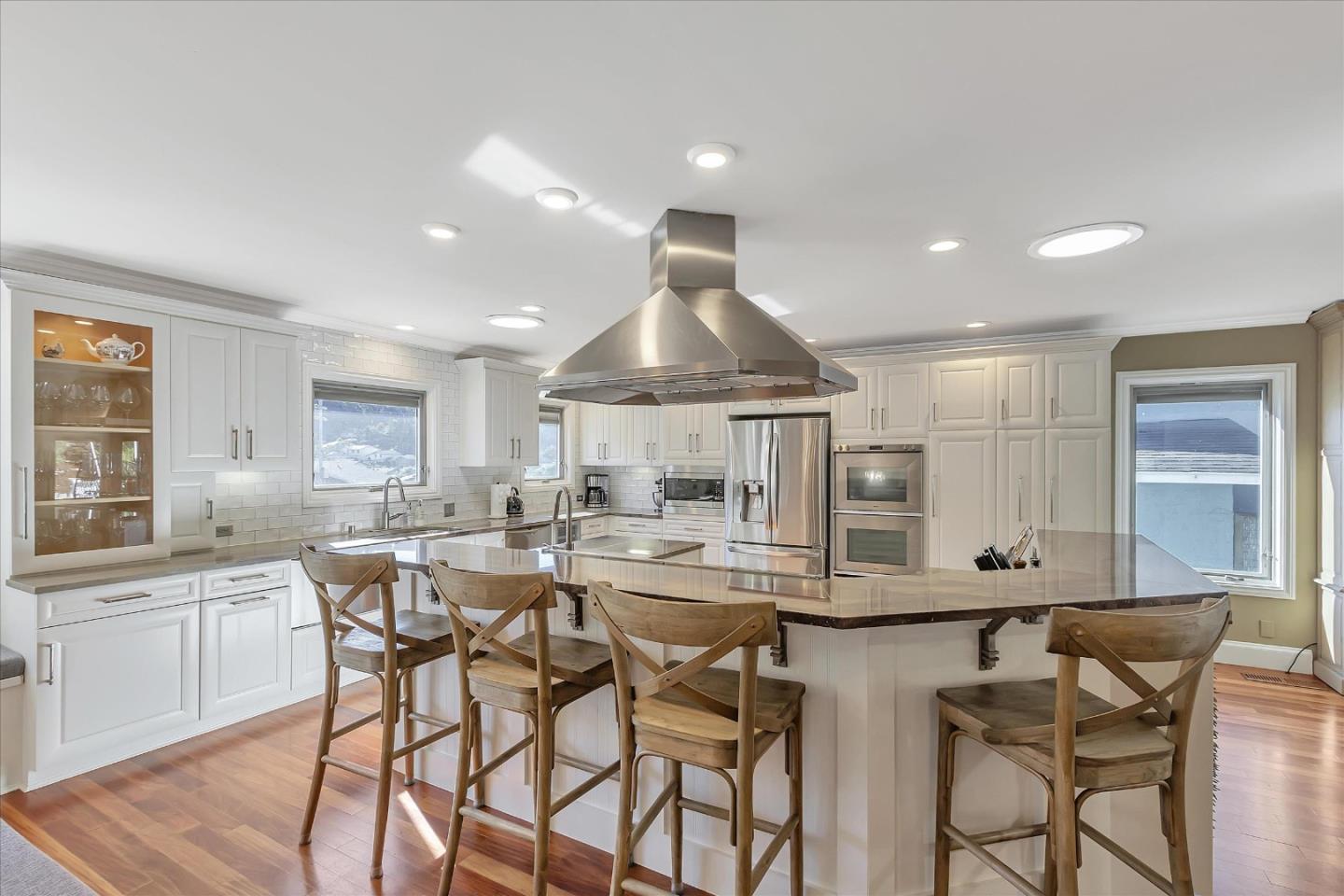 1261 Oddstad Boulevard Pacifica, CA 94044 - Photo 5 of 62