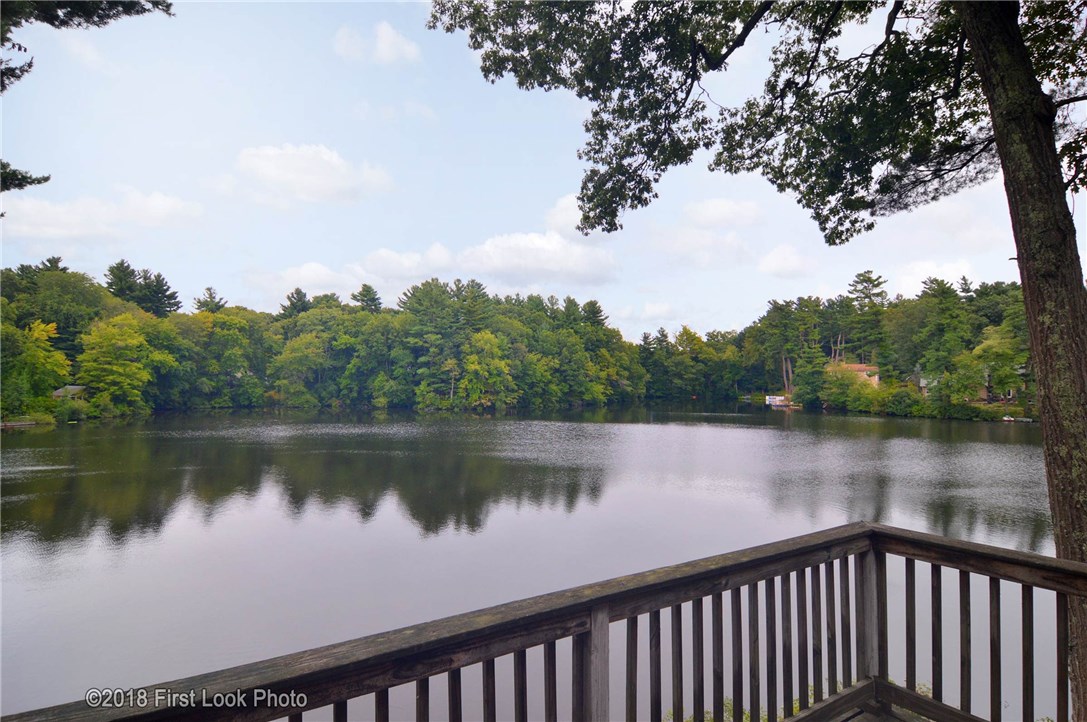 24 Ruffstone Drive Smithfield, RI 02828 - Photo 9 of 30 Gallery Image 9
