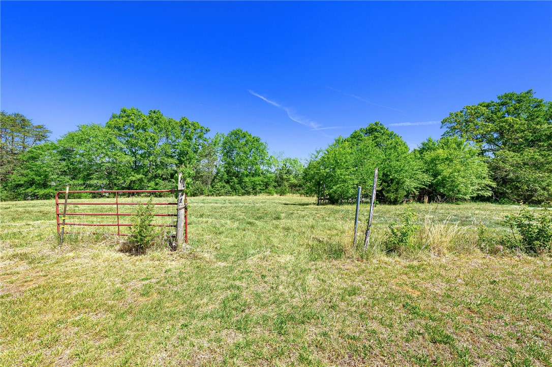 115 Edinburgh Lane Easley, SC 29640 - Photo 34 of 41