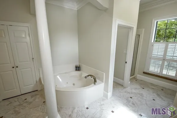 $550,000 | 23022 Chene Blanc Lane, Maurepas, LA 70449