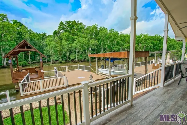 $567,000 | 23022 Chene Blanc Lane, Maurepas, LA 70449