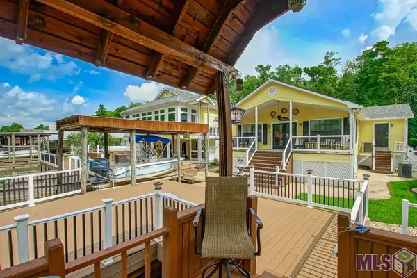 $550,000 | 23022 Chene Blanc Lane, Maurepas, LA 70449