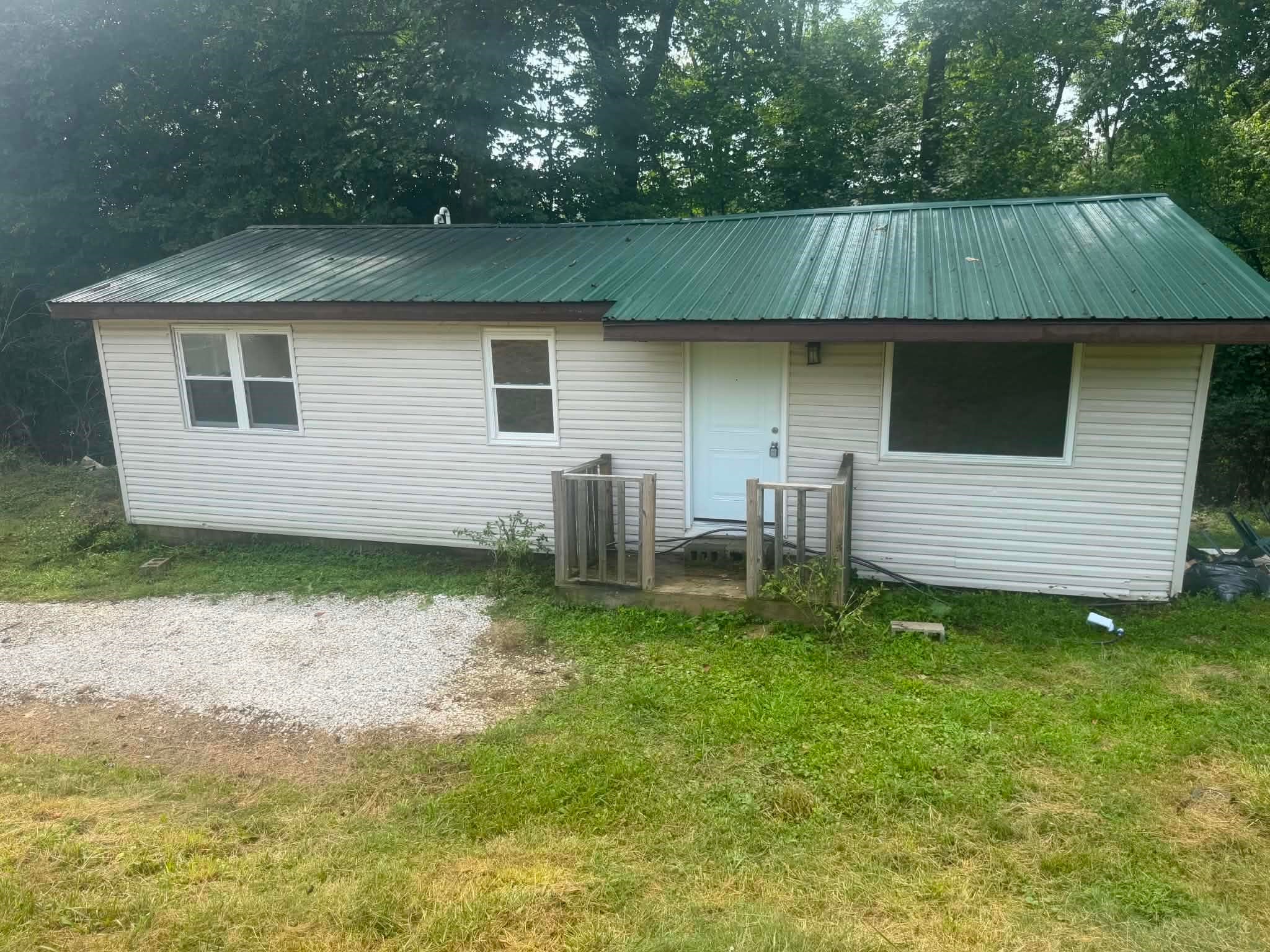 521 Morrow Road Huntington, WV 25701 - Photo 1 of 12 Gallery Image 1