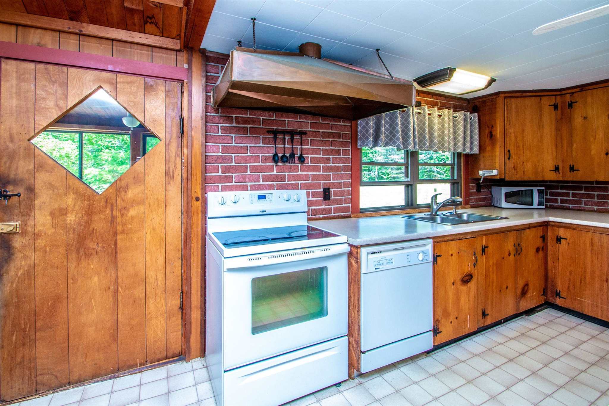 2576 Green Hill Road Chatham, NH 03813 - Photo 11 of 40 Gallery Image 11