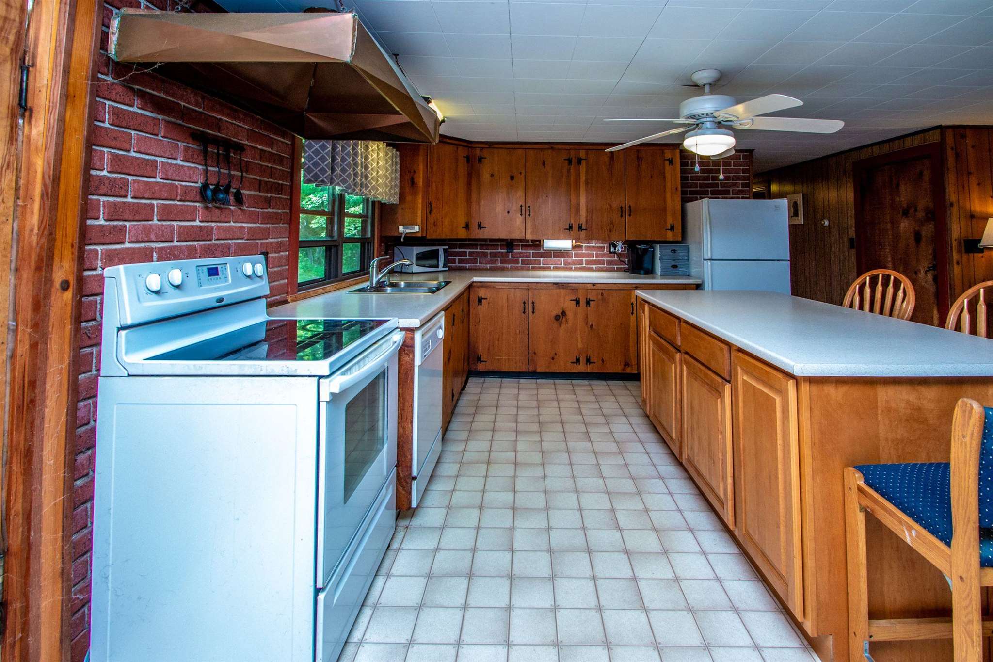 2576 Green Hill Road Chatham, NH 03813 - Photo 10 of 40 Gallery Image 10