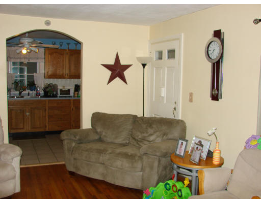 214 Ames Street Fall River, MA 02721 - Photo 4 of 5