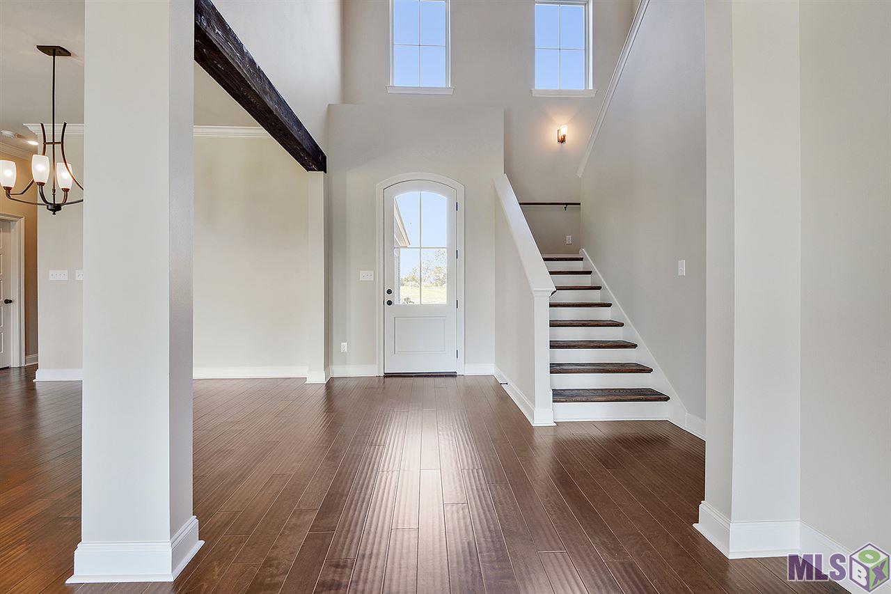 30721 Blue Wing Crescent Springfield, LA 70462 - Photo 3 of 18