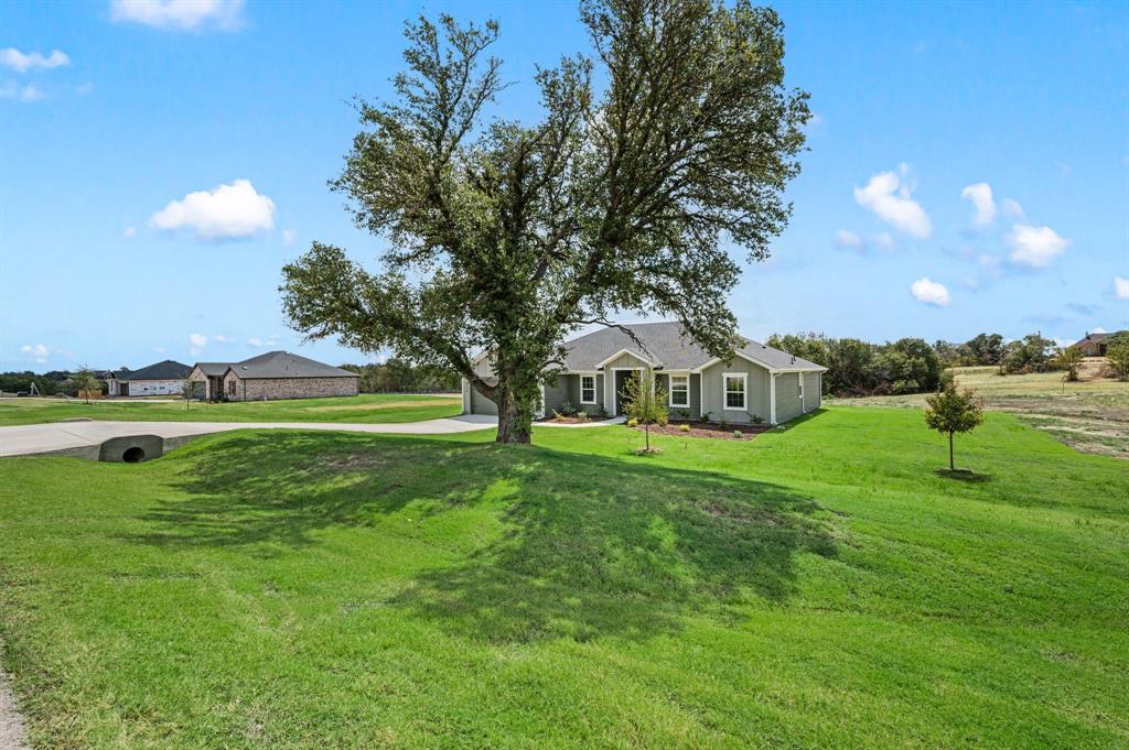 2008 Willy Dilly Road Springtown, TX 76082 - Photo 3 of 27 Gallery Image 3