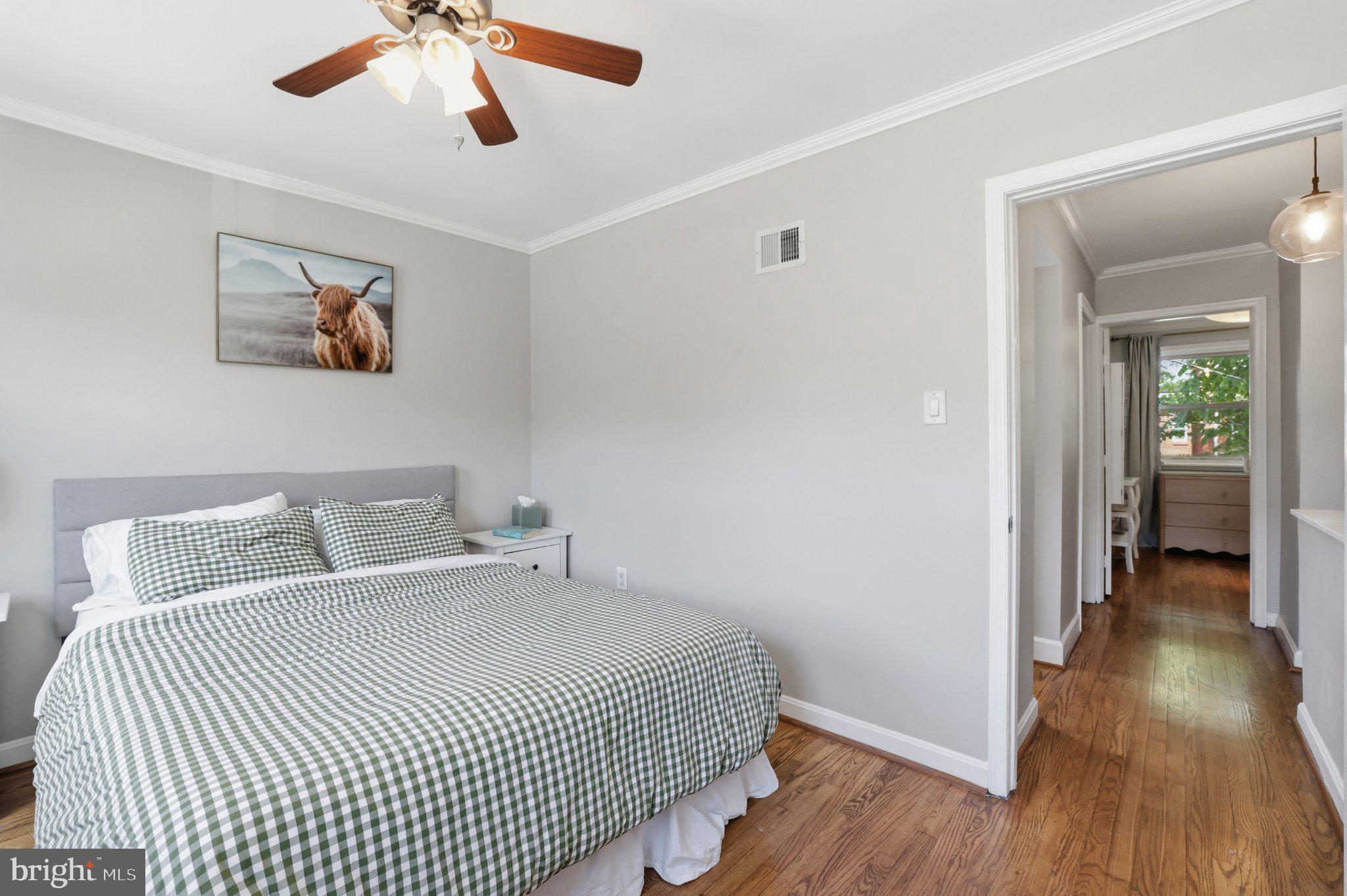 49 West Reed Avenue Alexandria, VA 22305 - Photo 21 of 29 Cozy retreat with modern charm.