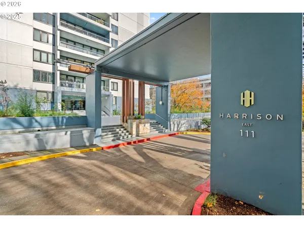 $259,900 | 111 Southwest Harrison Street, Unit 17B, Portland, OR 97201