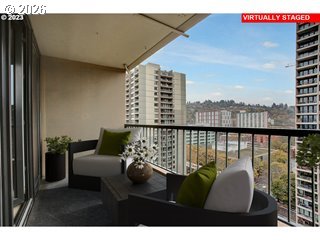 111 Southwest Harrison Street, Unit 17B Portland, OR 97201 - Photo 14 of 25