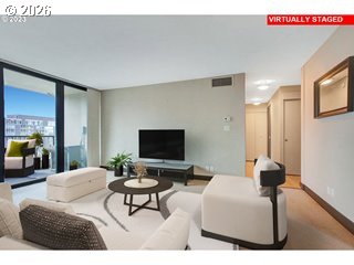 111 Southwest Harrison Street, Unit 17B Portland, OR 97201 - Photo 6 of 25