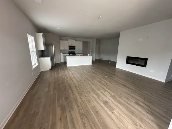 $2,350 | 90 Greek Fall Drive, Unit 1, Oakland, TN 38060