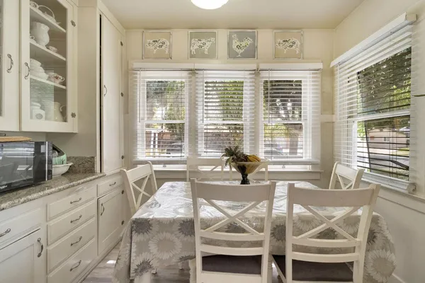 $360,000 | 1005 North Fruit Avenue, Fresno, CA 93728