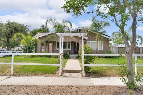 $360,000 | 1005 North Fruit Avenue, Fresno, CA 93728